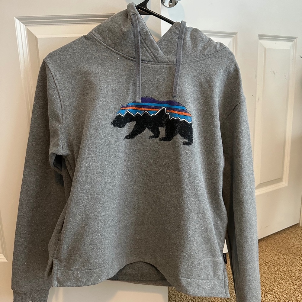 Women's Patagonia Sweatshirt Medium